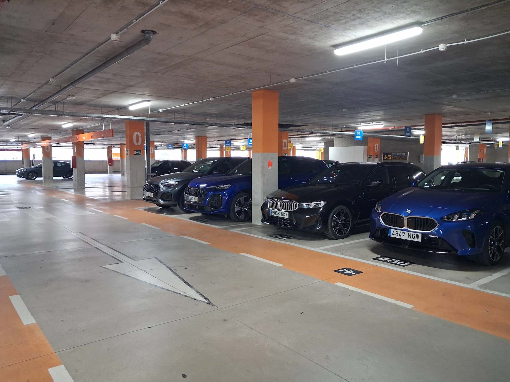 SIXT Alquiler de Coches - Valencia Aeropuerto (VLC) 18