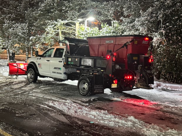 Images Justin Tree Services & Lawn Care