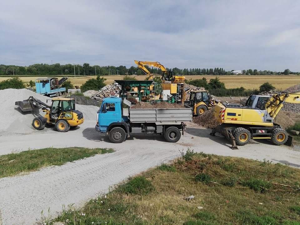 Images Büki Beton Kft.