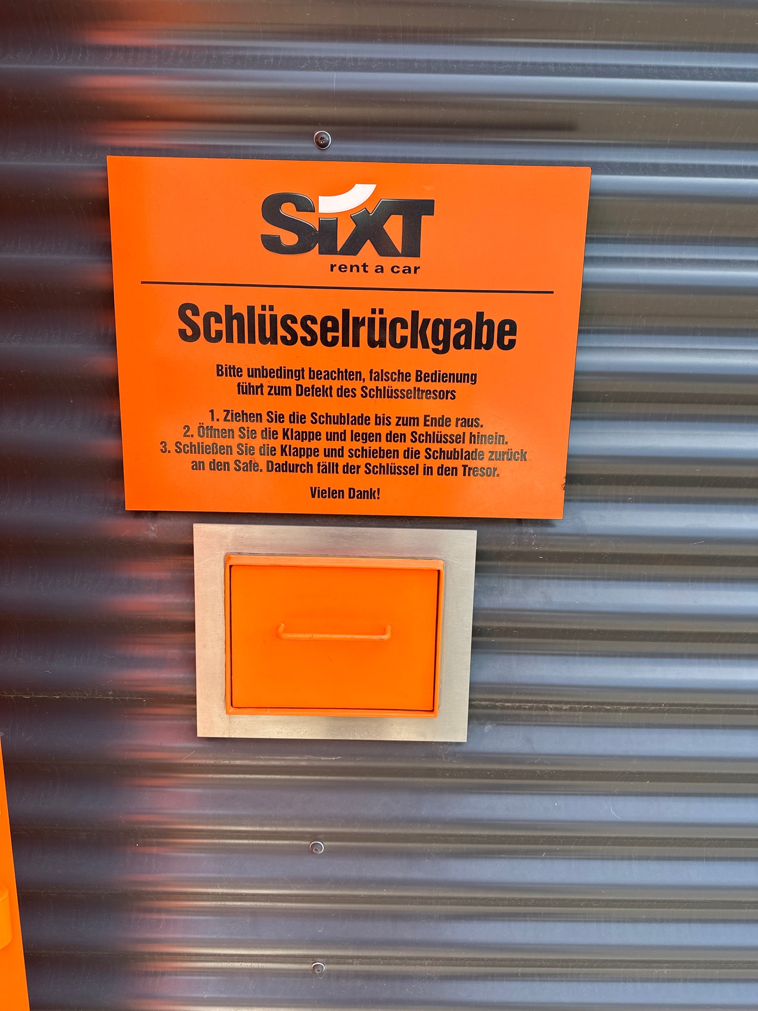 SIXT Mietwagen & Transporter mieten Stuttgart Vaihingen, Industriestr. 26 in Stuttgart