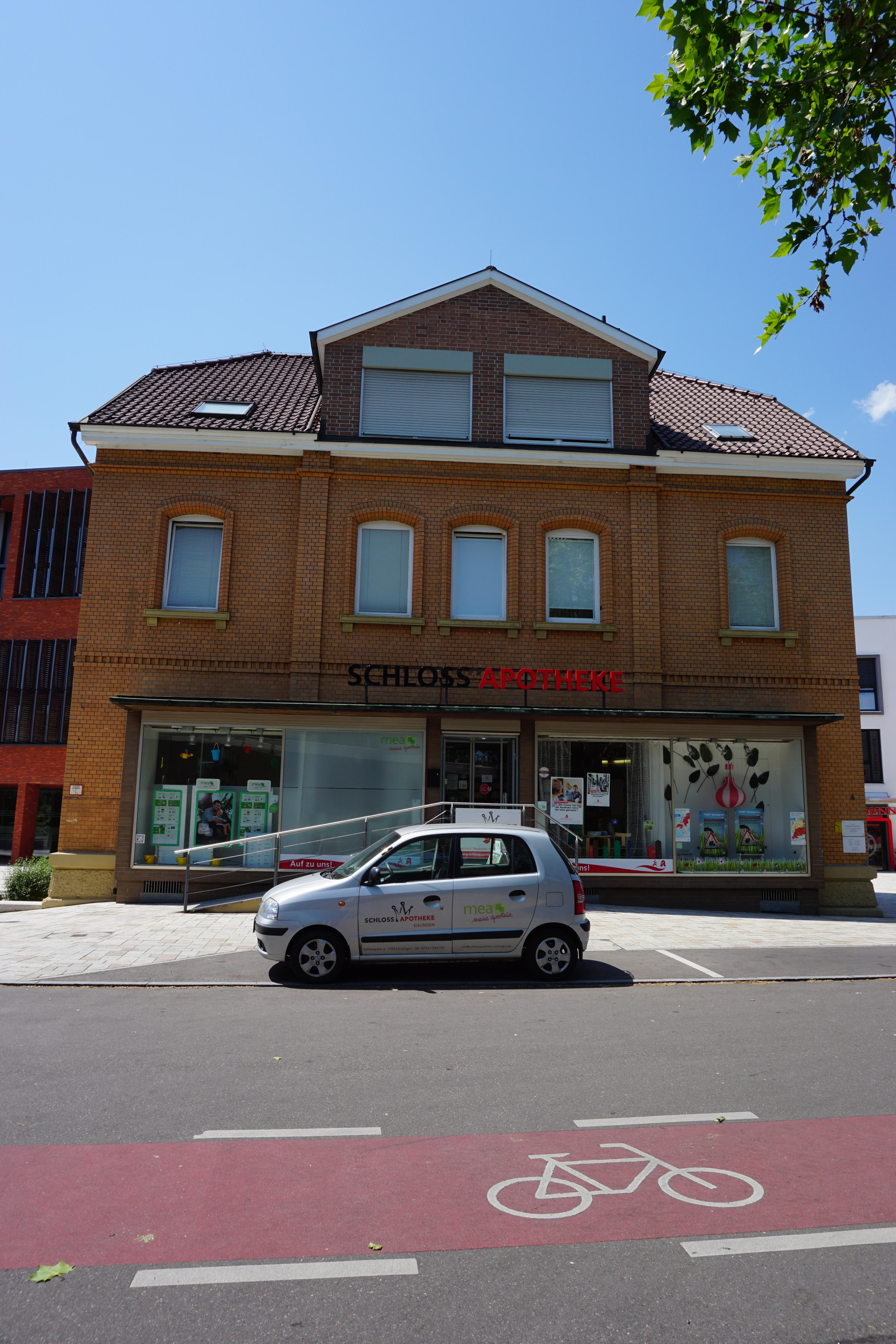 Schloß-Apotheke, Schloßplatz 6 in Eislingen