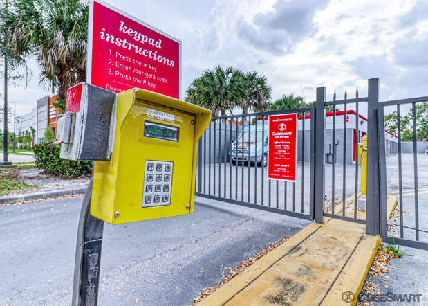 Images CubeSmart Self Storage