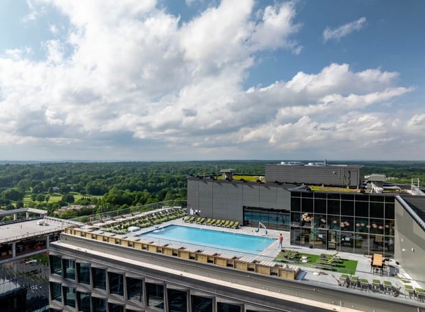 Images Penthouse Pool  & Lounge - Reston Station
