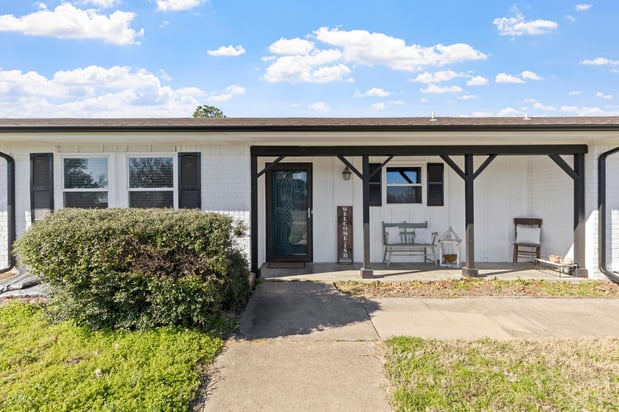 Images Cleburne Realtor Christi Bradley, Keller Williams