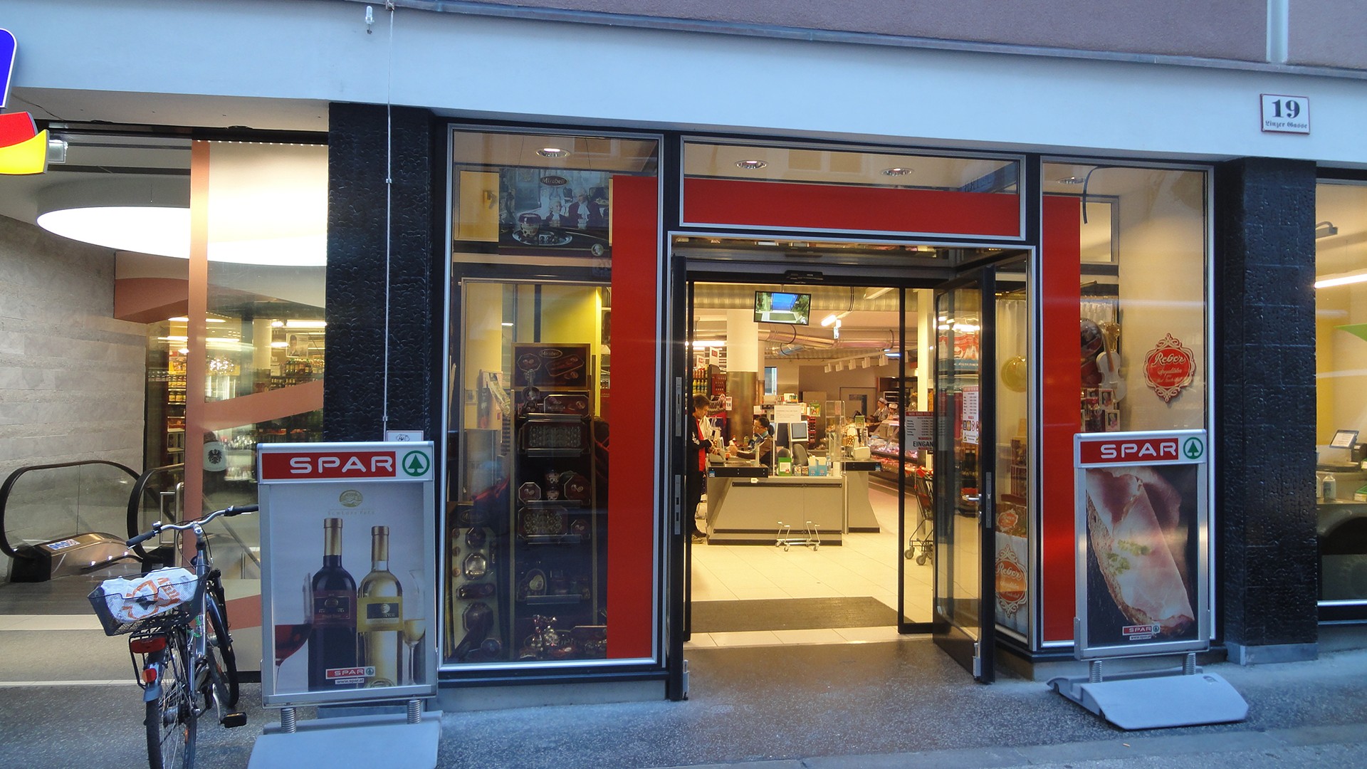 SPAR Ingrid Schwarz, Linzergasse 17-19 in Salzburg
