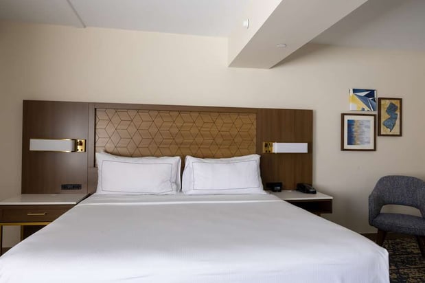 Images DoubleTree by Hilton Hotel Tinton Falls - Eatontown