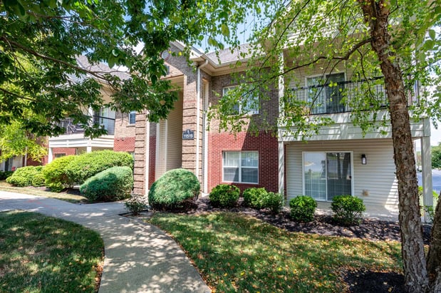 Images Blankenbaker Crossings Apartment Homes