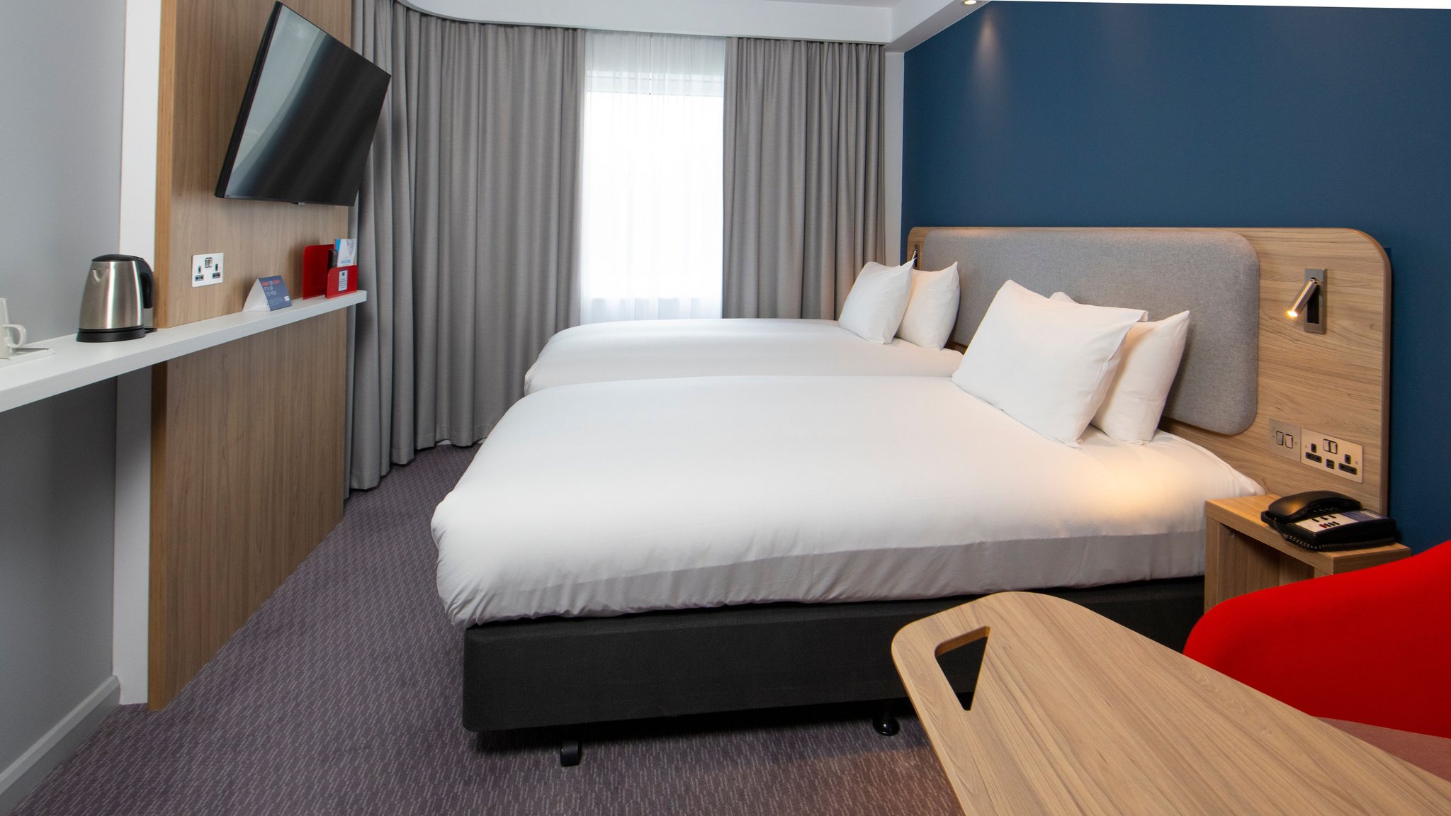 Images Holiday Inn Express Burton Upon Trent by IHG