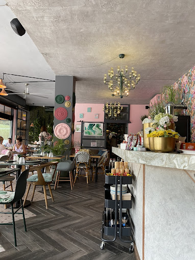 Max Garden Restaurant