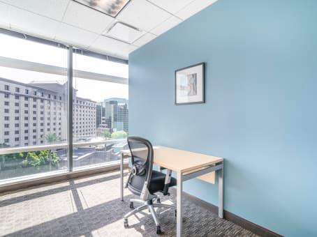 Image 8 | Regus - Phoenix - 24th and Camelback
