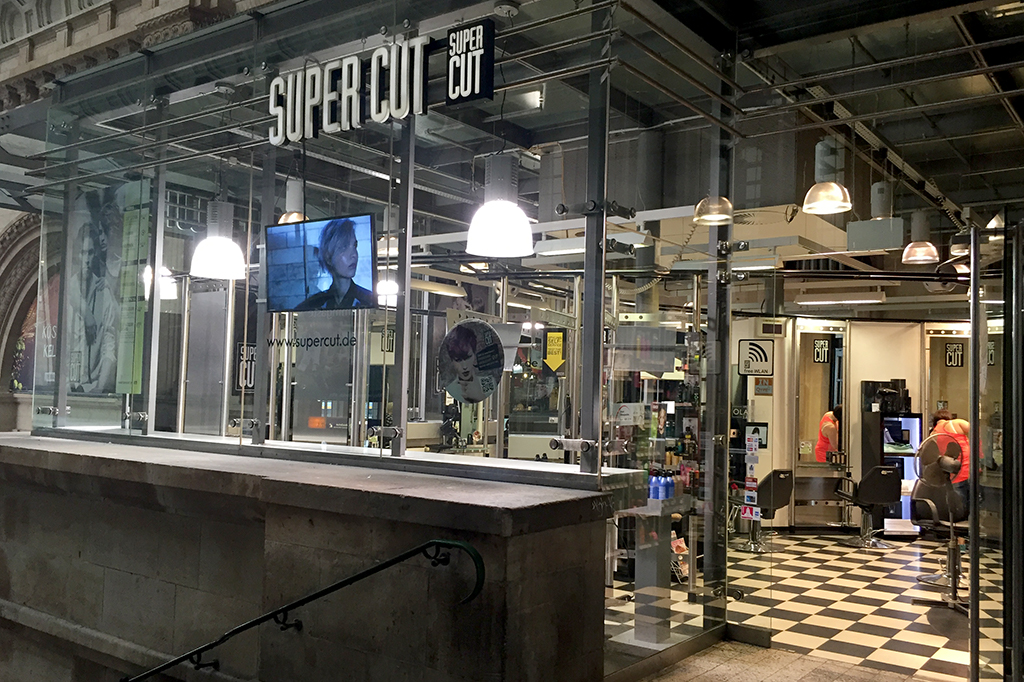 Super Cut, Leipzig, Hauptbahnhof