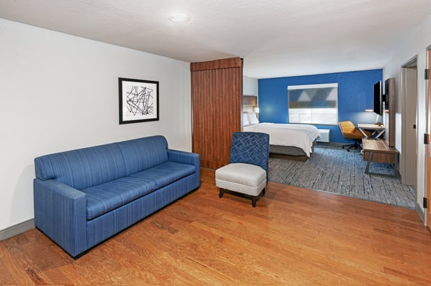 Images Holiday Inn Express & Suites Tulsa S Broken Arrow Hwy 51 by IHG