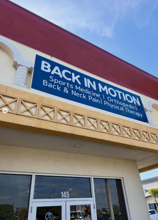 We recently completed a full storefront sign and vinyl removal for this location here in Southwest Florida.
From exterior signage to door graphics, everything was professionally removed and cleaned up leaving the storefront fresh, clean, and ready for its next chapter.