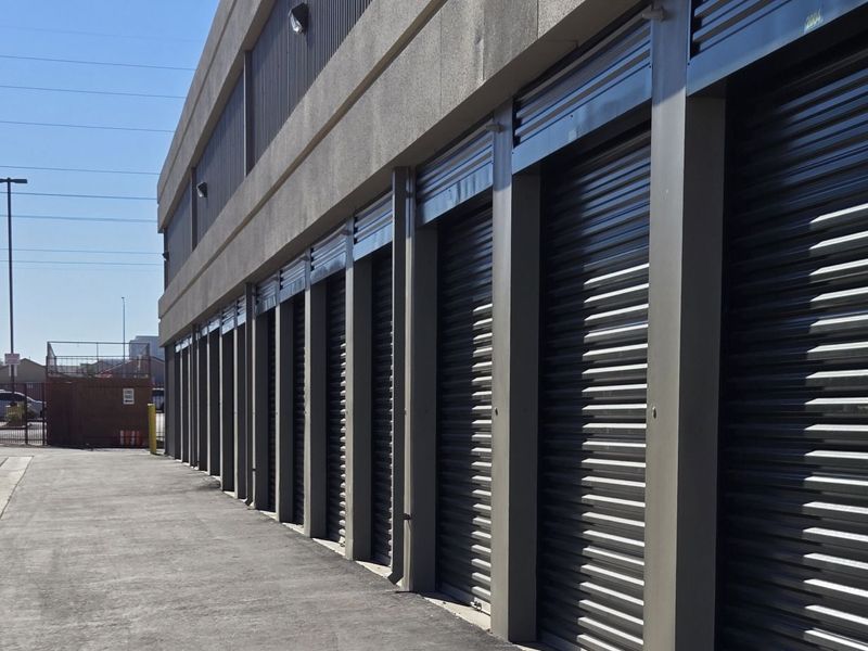 Images Extra Space Storage