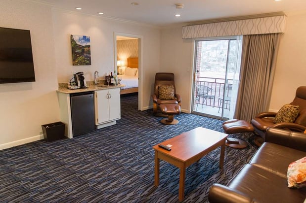 Images Capitol Plaza Hotel Montpelier, Tapestry Collection by Hilton