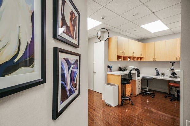 Images Moy, Fincher, Chipps Facial Plastics & Dermatology - Beverly Hills