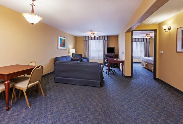 Images Holiday Inn Express & Suites Corpus Christi NW - Calallen by IHG