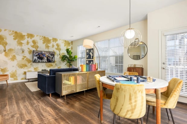 Images The Residences at Stevens Pond