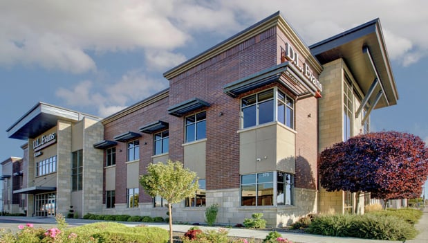 Images D.L. Evans Bank