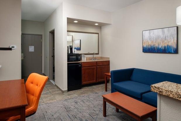 Images Holiday Inn Express & Suites Farmington (Bloomfield) by IHG