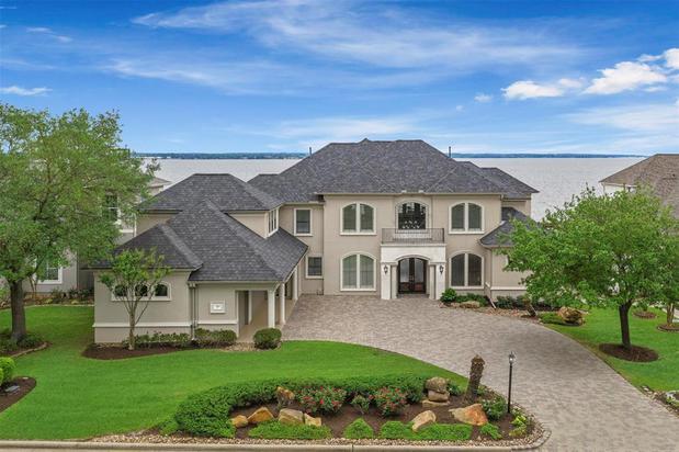 Images Ruth Stultz - Real Estate Agent