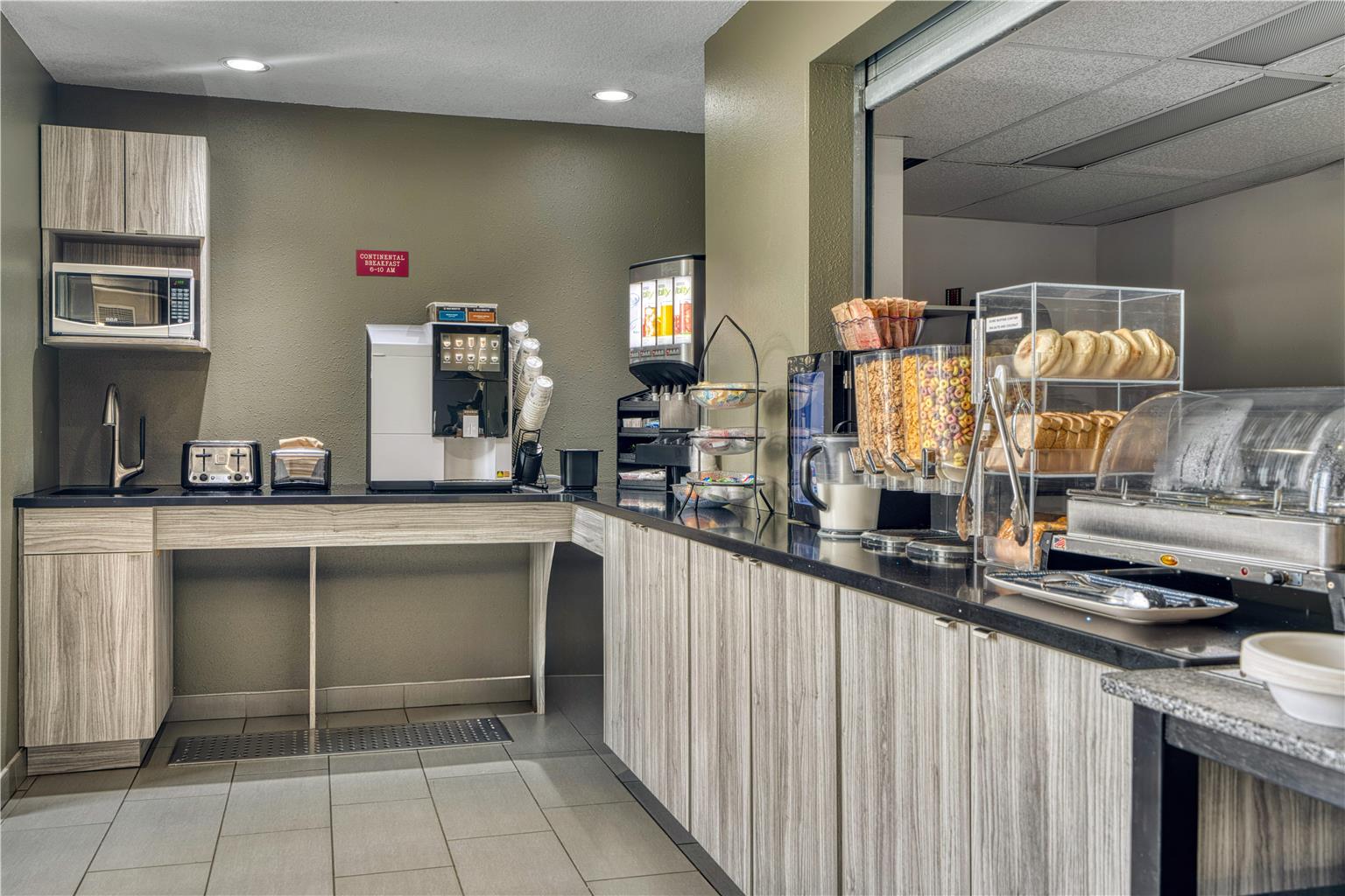 Images SureStay Plus by Best Western Lethbridge