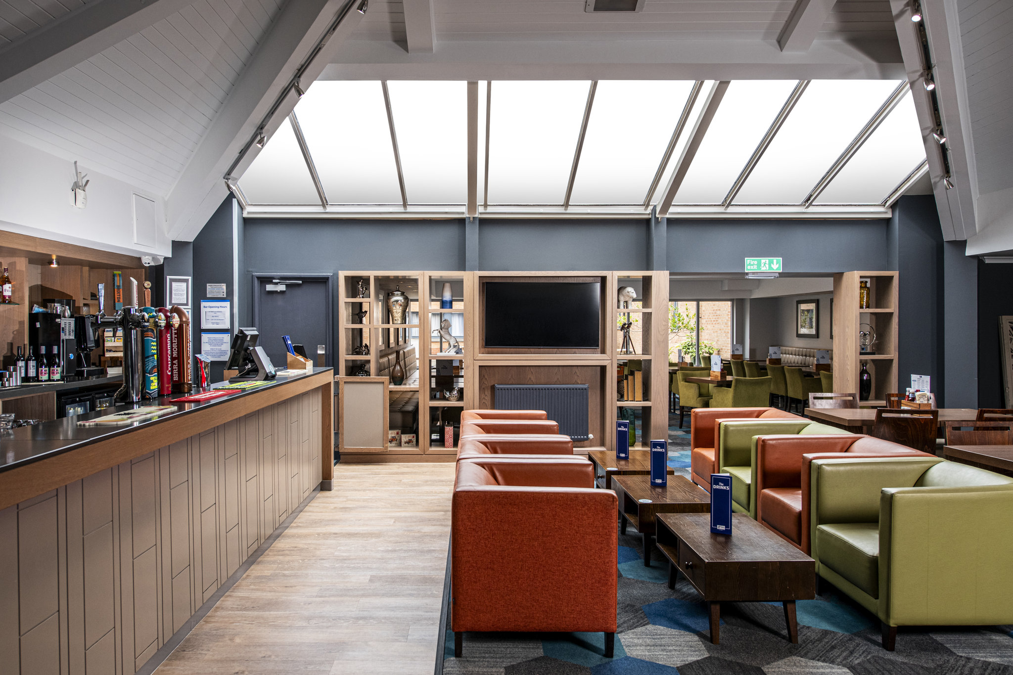 Images Holiday Inn Express Edinburgh Airport by IHG