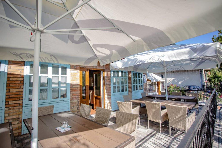 Images Ötösfogat Panzió, Étterem és Pizzázó