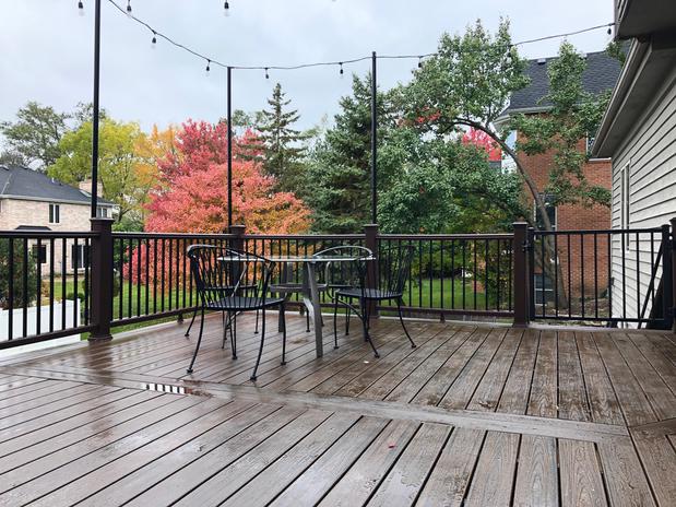 Images Platinum Decking Schaumburg