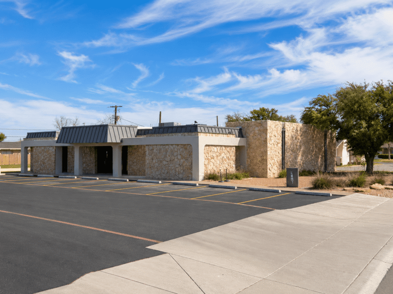 Make You Well, First Physicians East University Urgent Care clinic, offering same-day walk-in illnes 