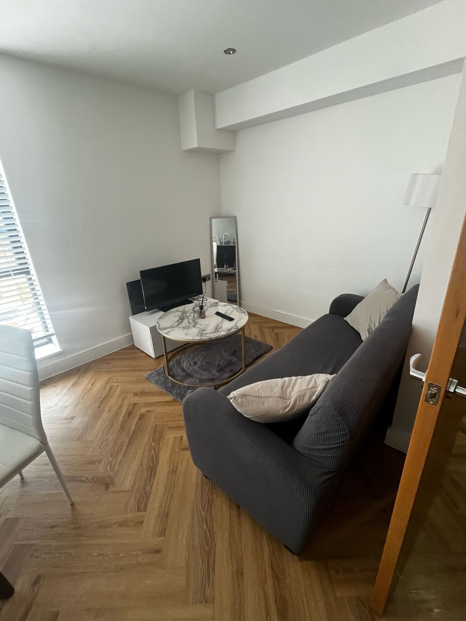 Images MILENIUM & DOBREV Ltd.