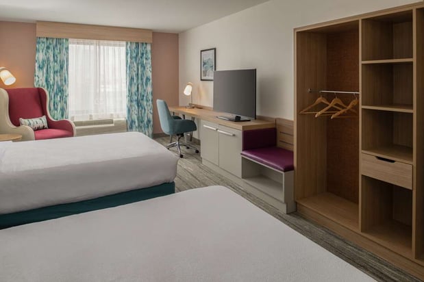 Images Hilton Garden Inn Tacoma Downtown