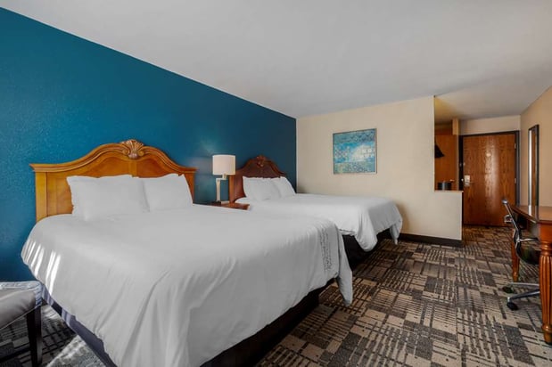 Images Best Western Plus Dubuque Hotel & Conference Center
