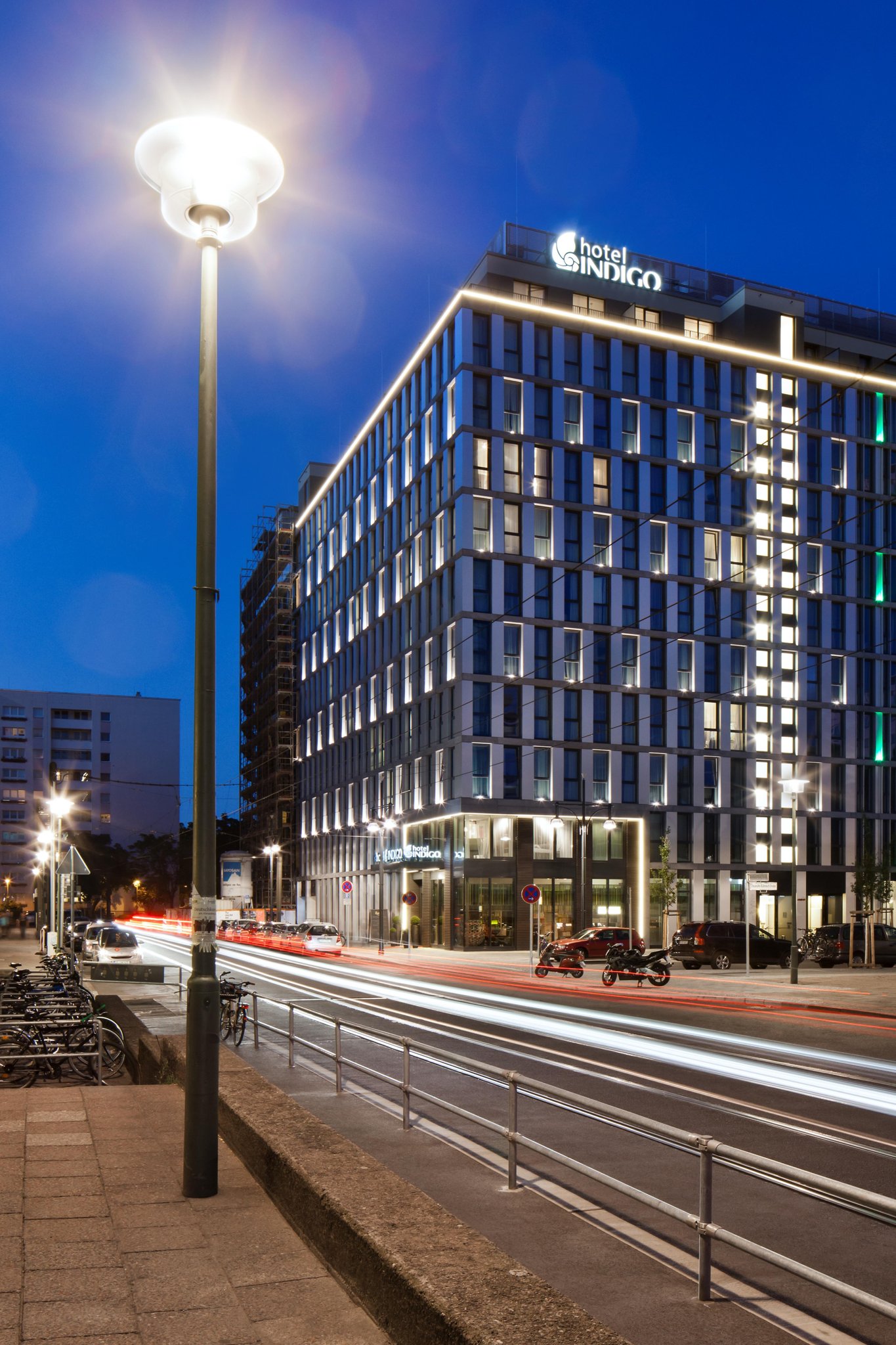 Hotel Indigo Berlin - Centre Alexanderplatz, an IHG Hotel - CLOSED, Bernhard - Weiss - Strasse 5 in Berlin