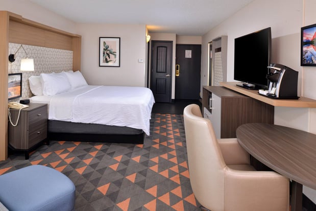 Images Holiday Inn Great Falls-Convention Center by IHG