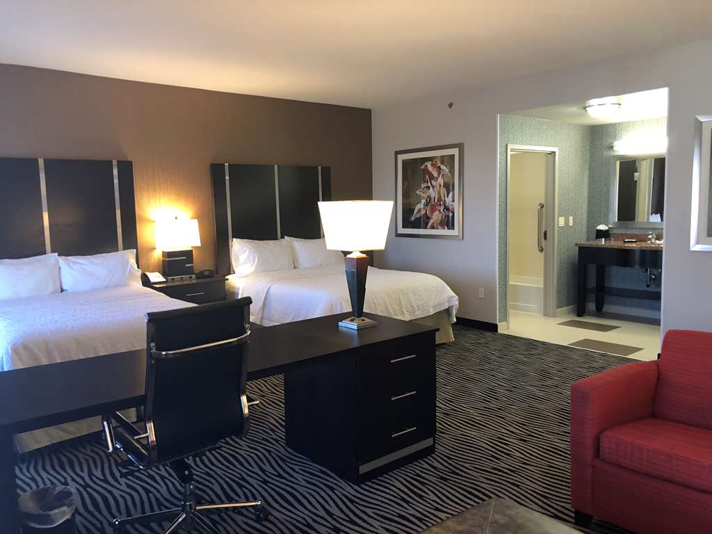 Hampton Inn & Suites Tulsa/Central