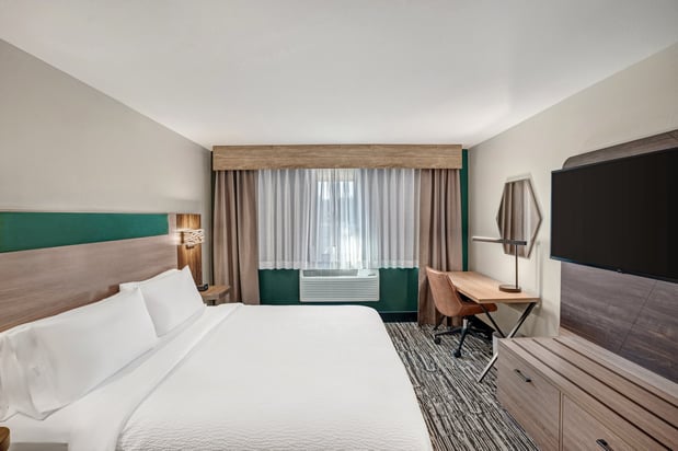 Images Holiday Inn Express & Suites Hayward by IHG