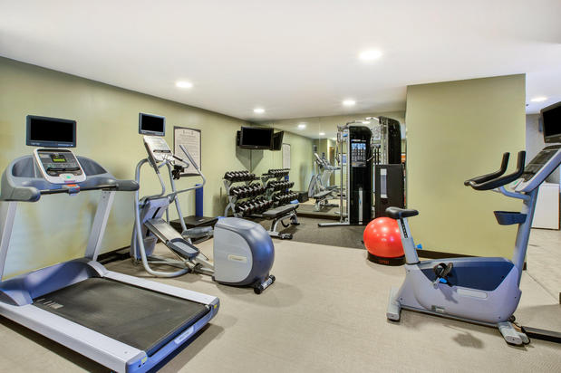 Images Staybridge Suites Louisville-East by IHG