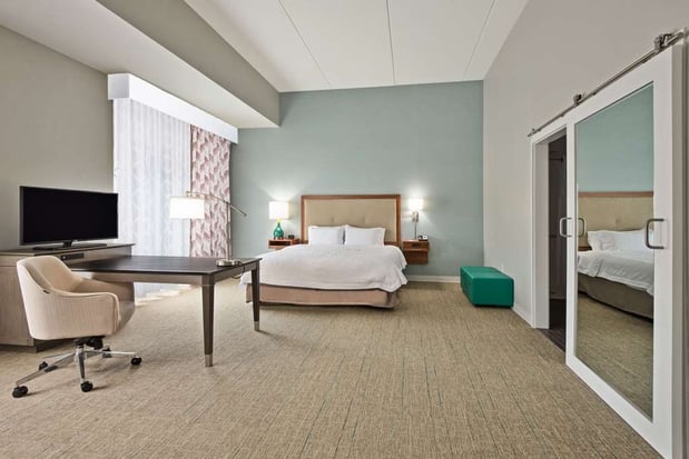 Images Hampton Inn & Suites North Huntingdon-Irwin