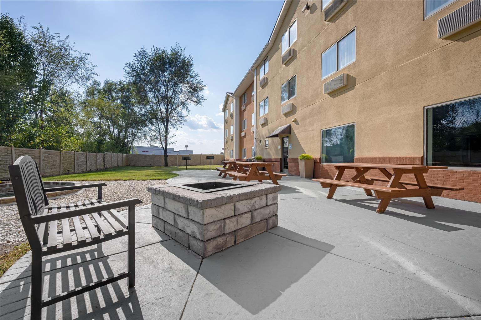 Outdoor Patio and BBQs