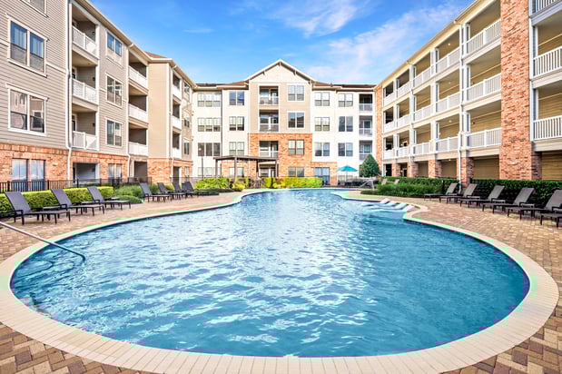 Images Camden Heights Apartments