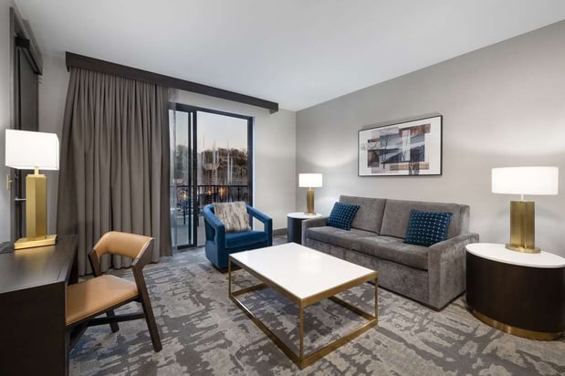 Images Hilton Promenade at Branson Landing