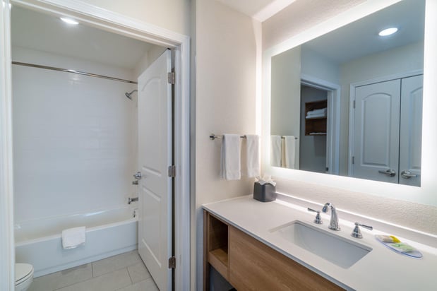 Images Staybridge Suites Flowood – NW Jackson by IHG
