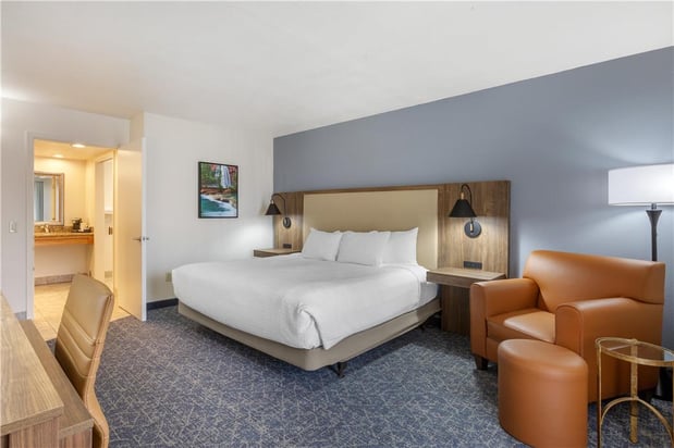 Images Best Western Plus A Wayfarer's Inn and Suites