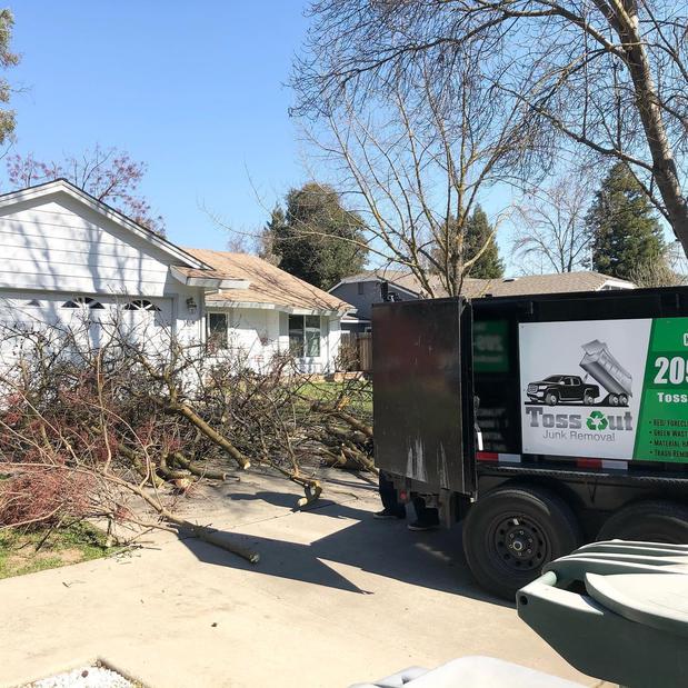 Images Toss Out Junk Removal