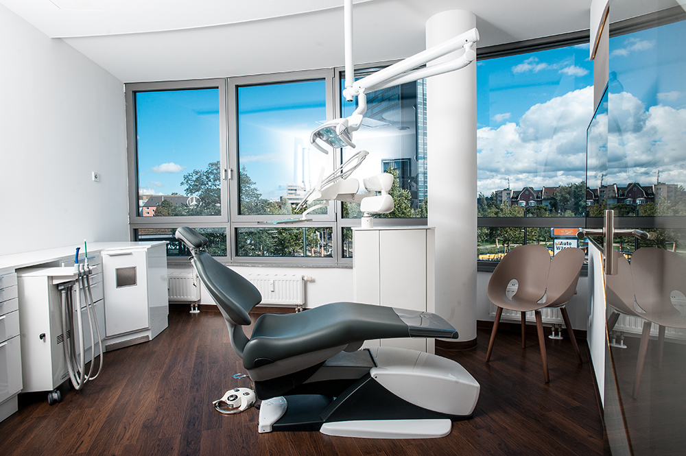 Kundenbild groß 5 Nova-Smile-Zahnarzt Dr. Daniels in Düsseldorf