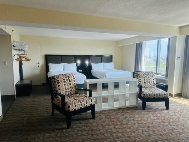 Images Holiday Inn Miami-International Airport by IHG