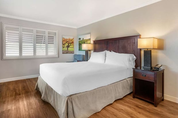 Images Best Western Dry Creek Inn