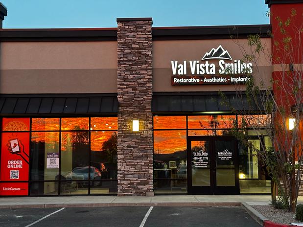 Images Val Vista Smiles