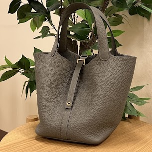 Images KOMEHYO（コメ兵）買取センター南森町